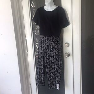 Chicos- Perfect Stretch Capris